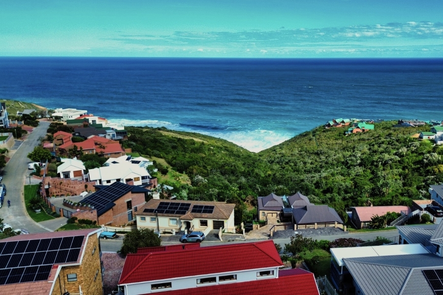 4 Bedroom Property for Sale in Herolds Bay Western Cape